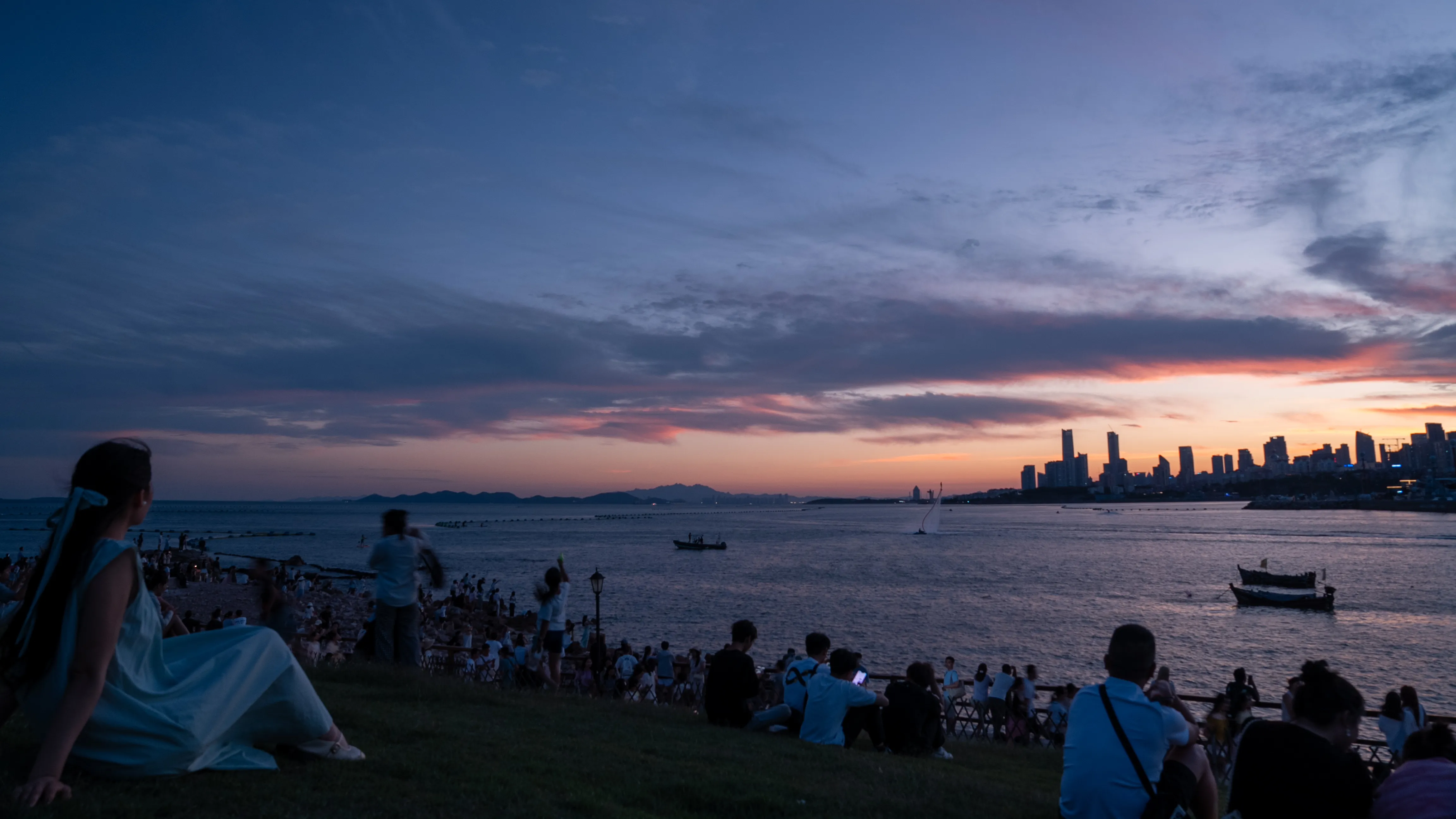 Sunset Audience