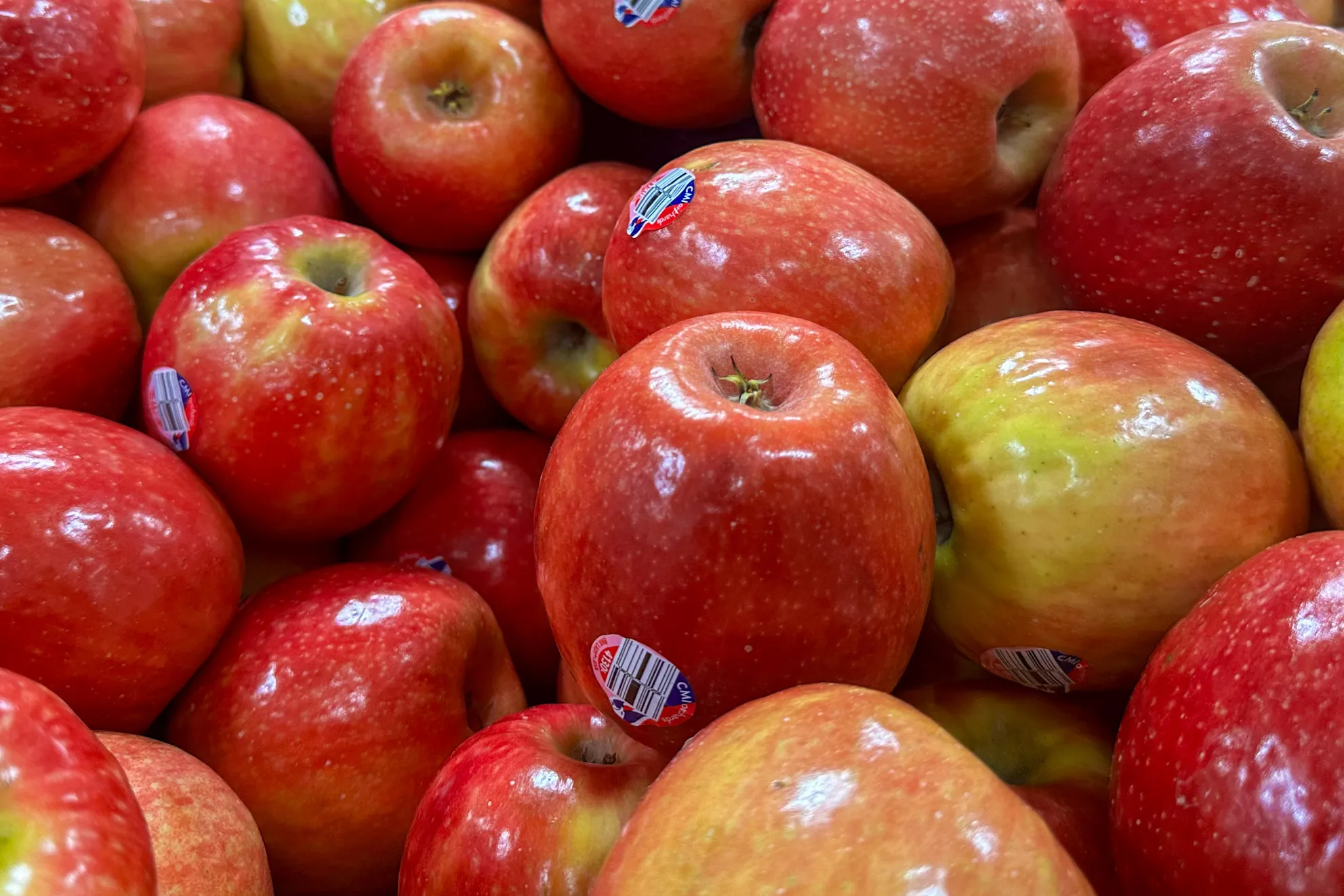 Market Apples
